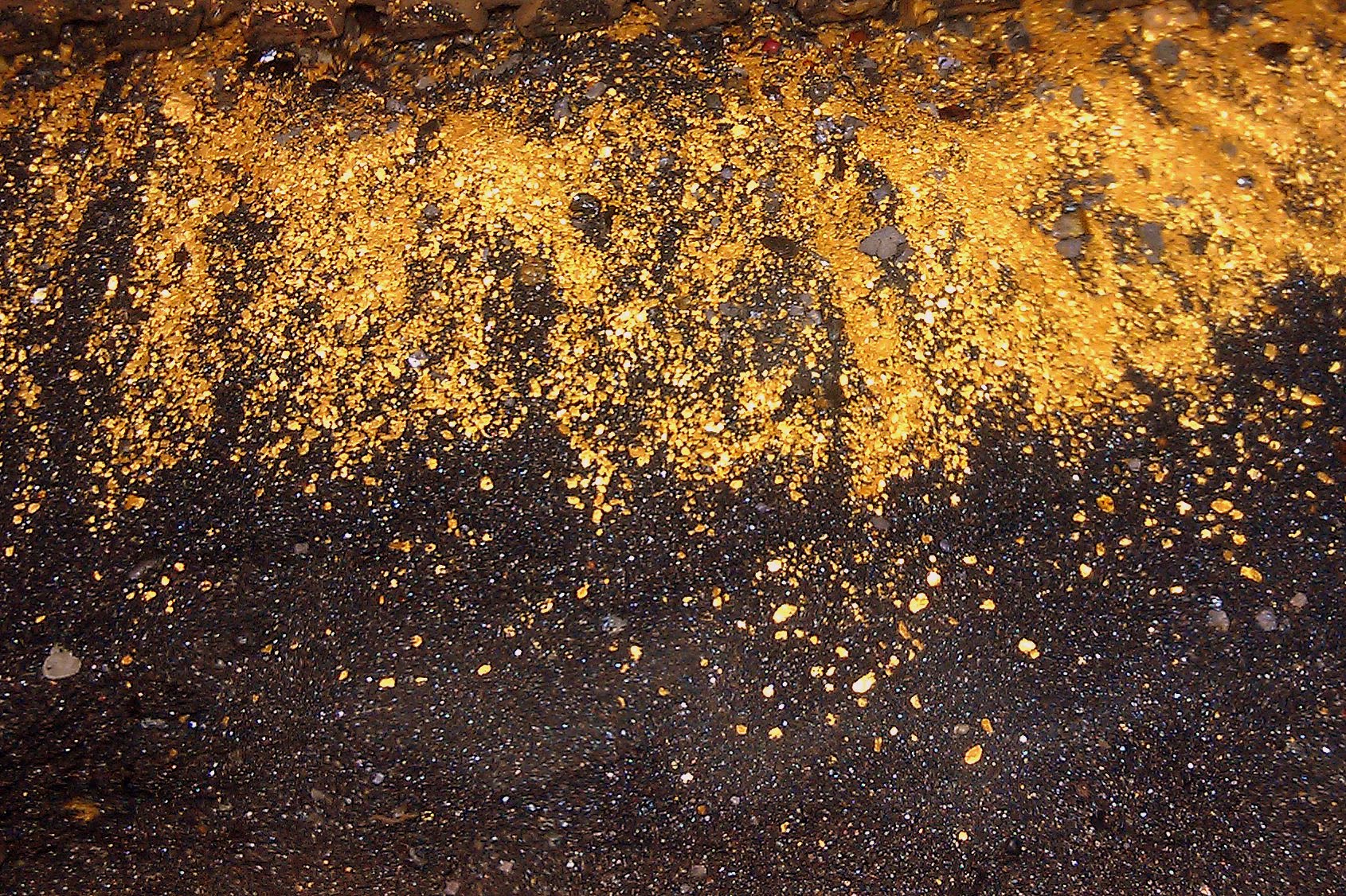 Gold Strike Micron Gold